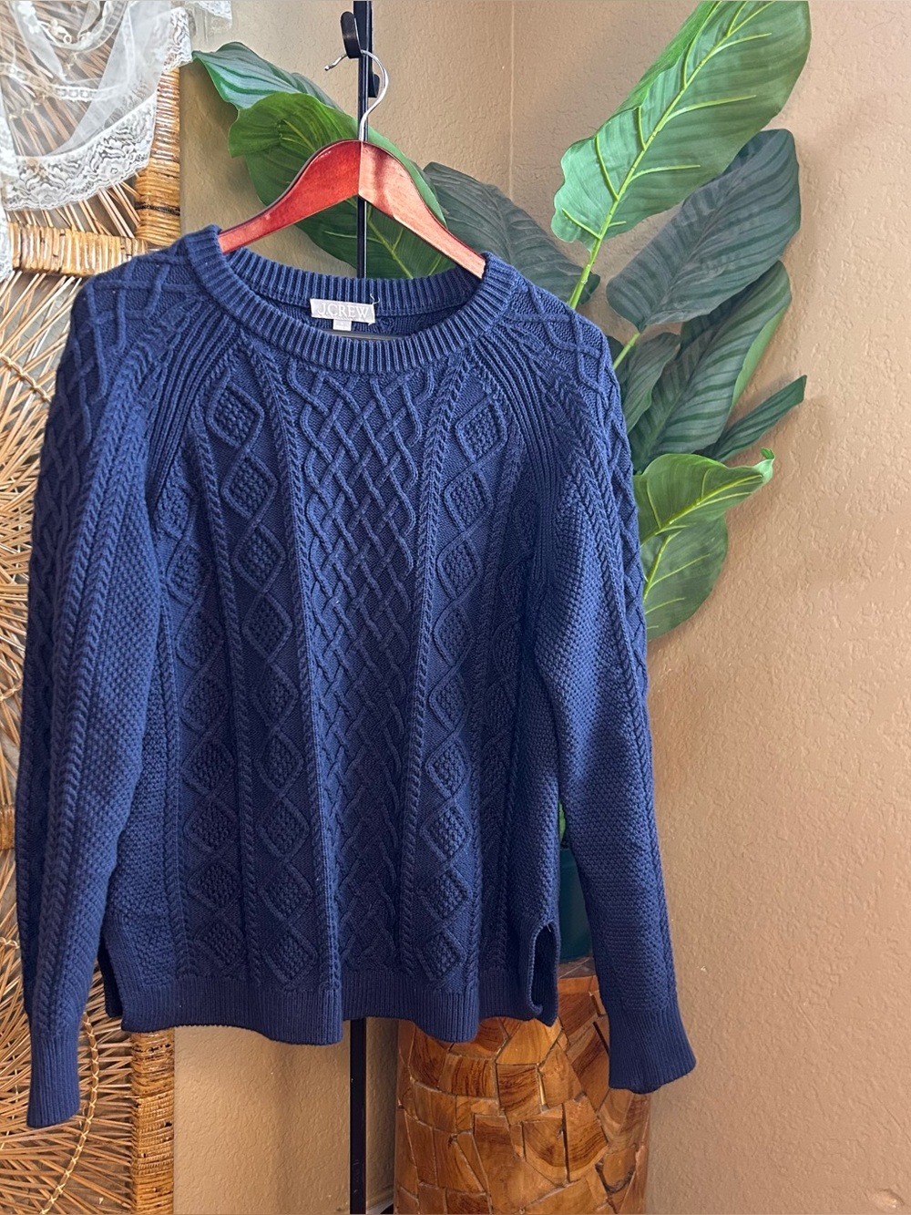 J. Crew heavy cotton sxtured deep blue sweater size large round neck